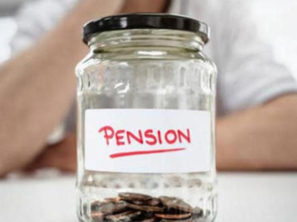 When is the right to a pension lost in Colombia?