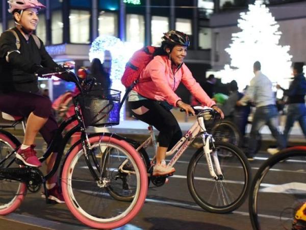 When will the next night cycle path be in Bogotá? Schedules and street closures