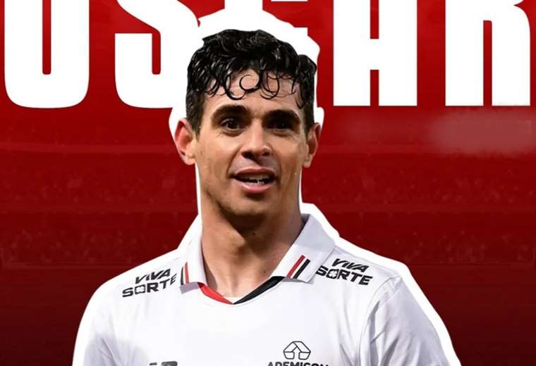 World Cup winner Oscar returns to Sao Paulo