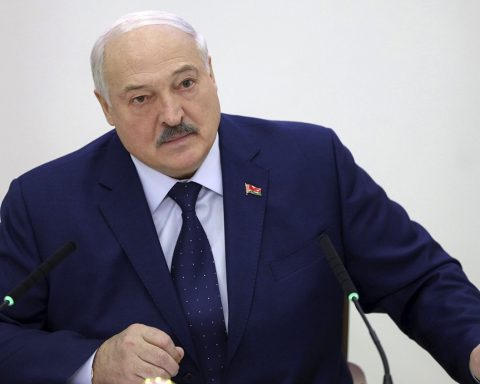 After 30 years in power, Lukashenko is re-elected again in Belarus