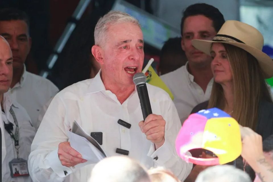 Alvaro Uribe Venezuela