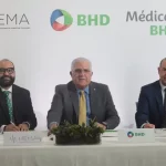 Banco BHD y HEMA acuerdan financiar profesionales salud