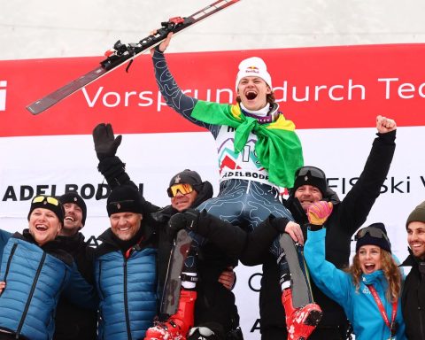 Brazilian wins silver in alpine skiing World Cup stage