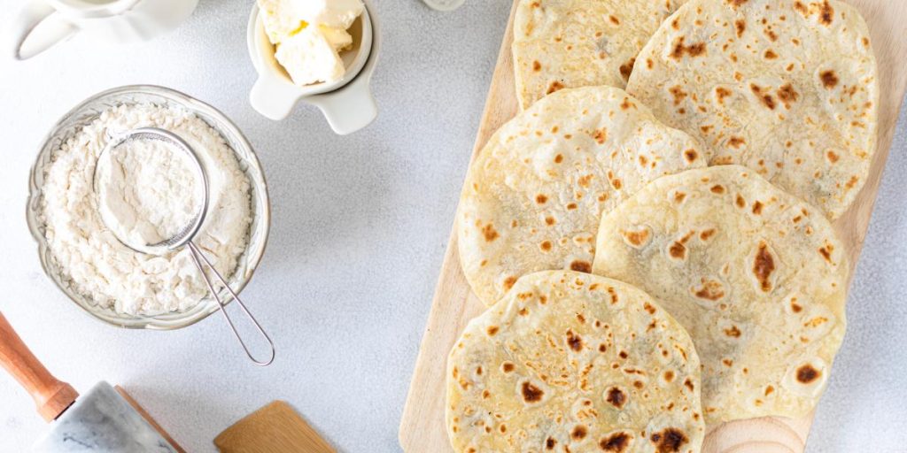 Buying or making flour tortillas, what is cheaper?