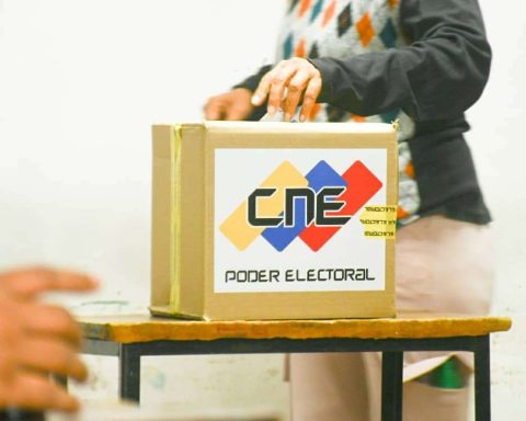 CNE publishes electoral schedule for megaelections of 27a