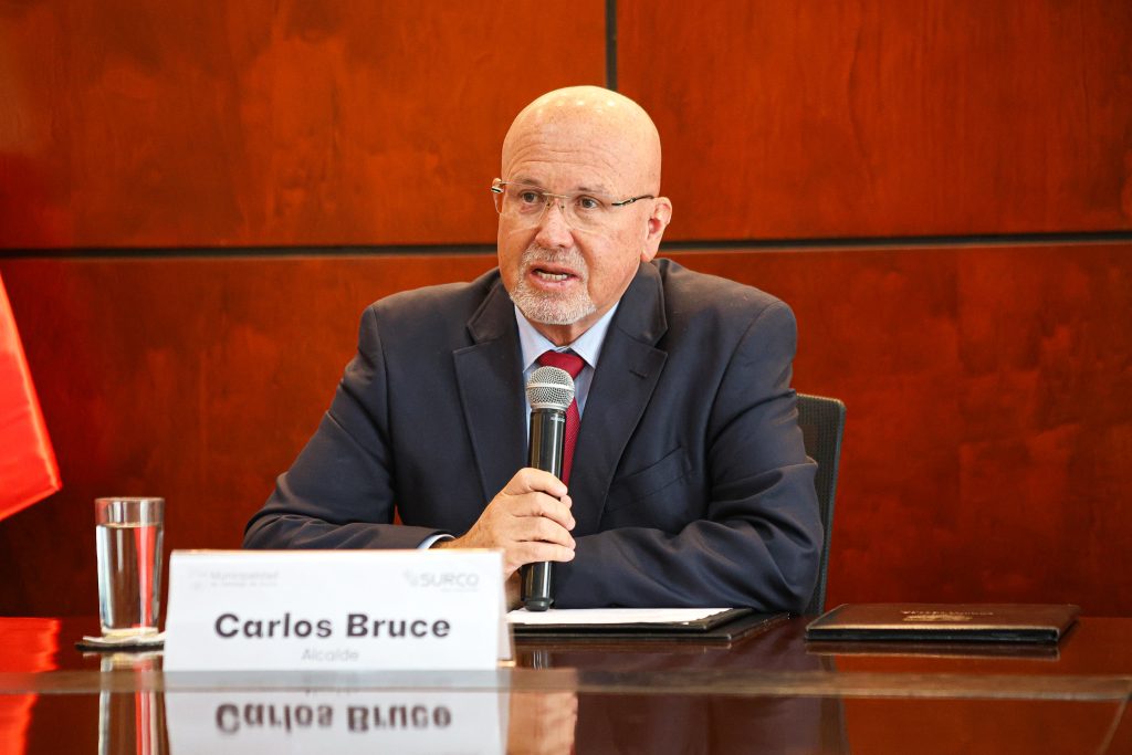 Carlos Bruce