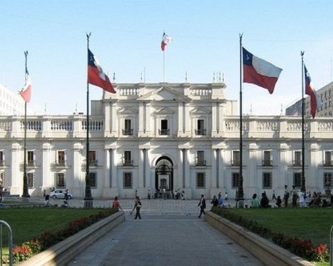 Chile completed its ambassador's mission to Venezuela and hopes to return democratically