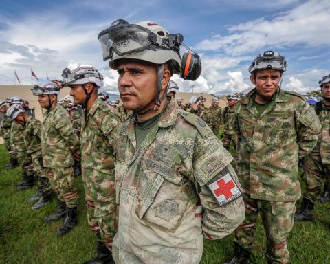 Colombia deploys 5,000 soldiers in Catatumbo to address humanitarian crisis