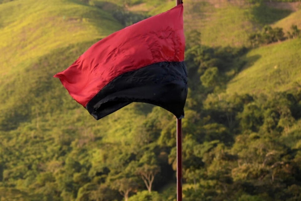 Colombian Prosecutor's Office reactivates arrest warrants against ELN negotiators