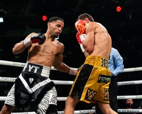 Cuban Yoenis Tellez will fight for the vacant throne of the World Boxing Association