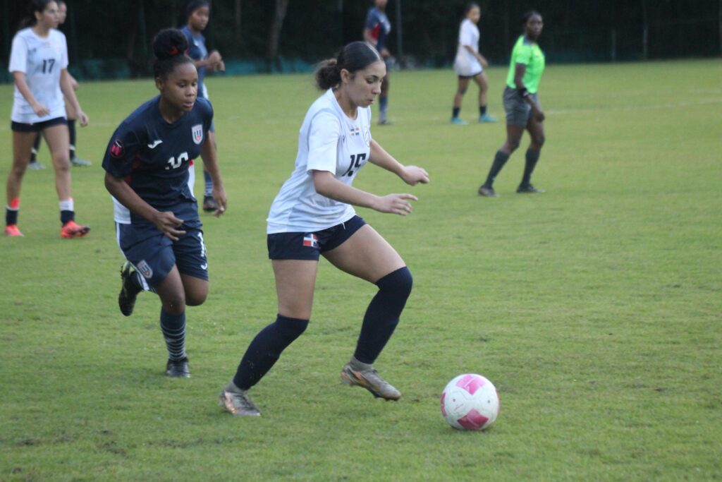 Cubanas win before crucial shock in Concacaf tournament