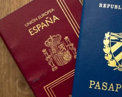 En la Isla, miles de personas poseen la doble nacionalidad cubana y española