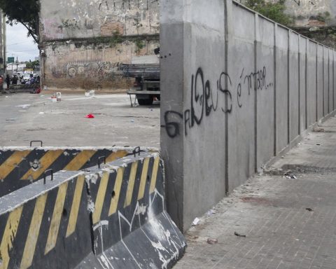 Deadline for mayor to explain wall in Cracolândia ends this Friday