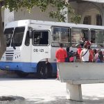 Distraught families say goodbye in Manzanillo to their children summoned for Military Service