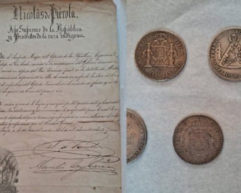 Document from 1881 issued by former president Nicolás de Piérola returns to Peru