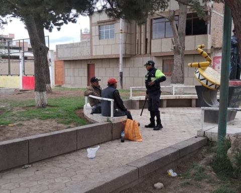 Drunk people invade the border of Chilca and Huancayo and cannot be stopped