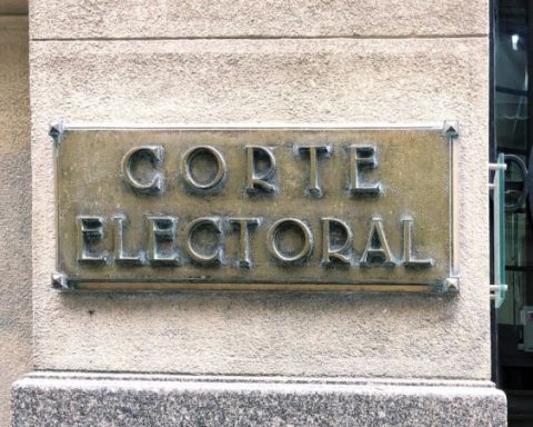 Electoral debate in Uruguay: coalition partners divided by the regulations for the departmental elections