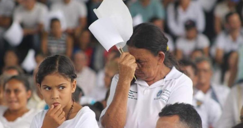 European Commissioner for Crisis Management asked to protect displaced people in the Catatumbo area