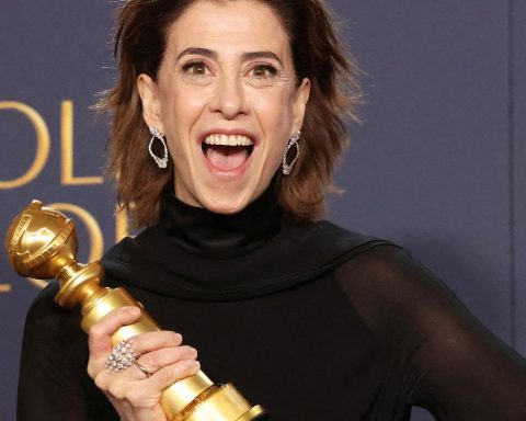 Fernanda Torres wins Golden Globe for her role in I'm Still Here