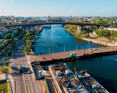 Floating bridge will be closed tomorrow for two hours