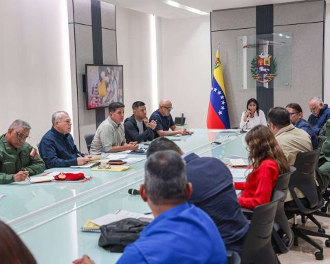 Government outlines preparations for Maduro's swearing-in