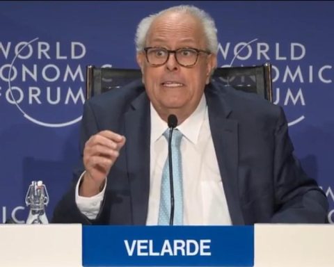 Julio Velarde: "Finance Ministers and rulers do not show enough empathy about inflation"