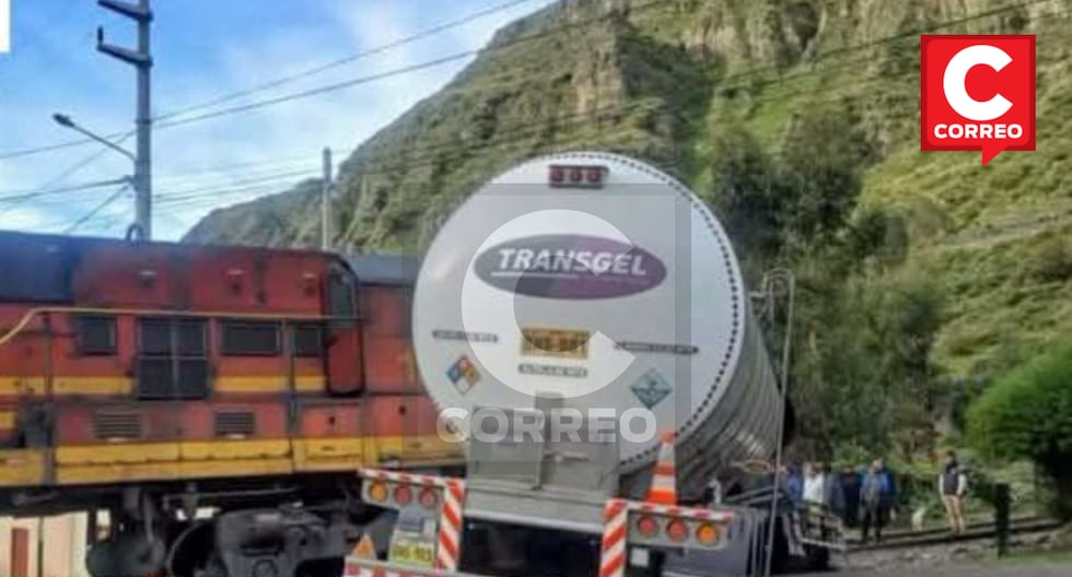 La Oroya: Cisterna is hit by a train when it tried to pass at speed (VIDEO)