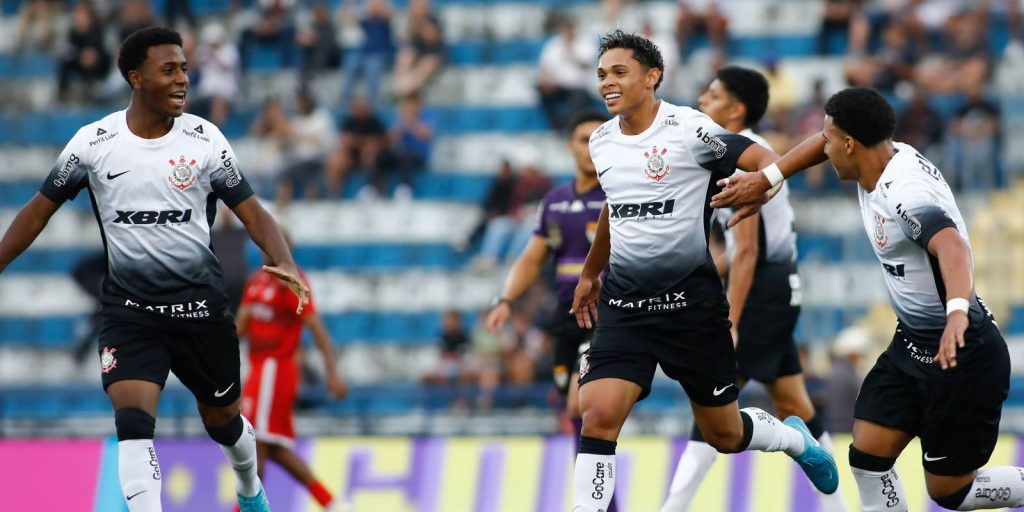 Looking for their 12th Copinha title, Corinthians beats Rio Branco