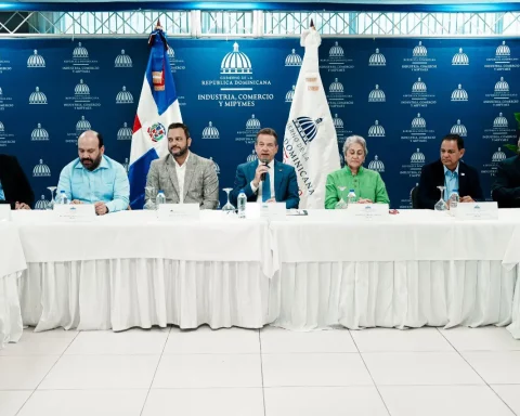 MICM y entidades adscritas presentan avances en planificación estratégica