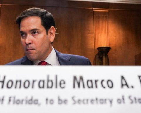 Marco Rubio avoids Mexico on his first trip