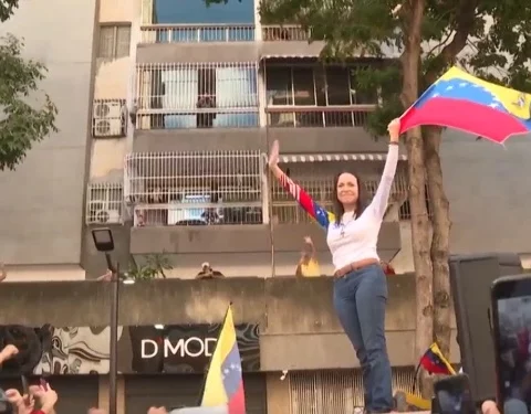 María Corina Machado detained by Chavista forces after popular rally