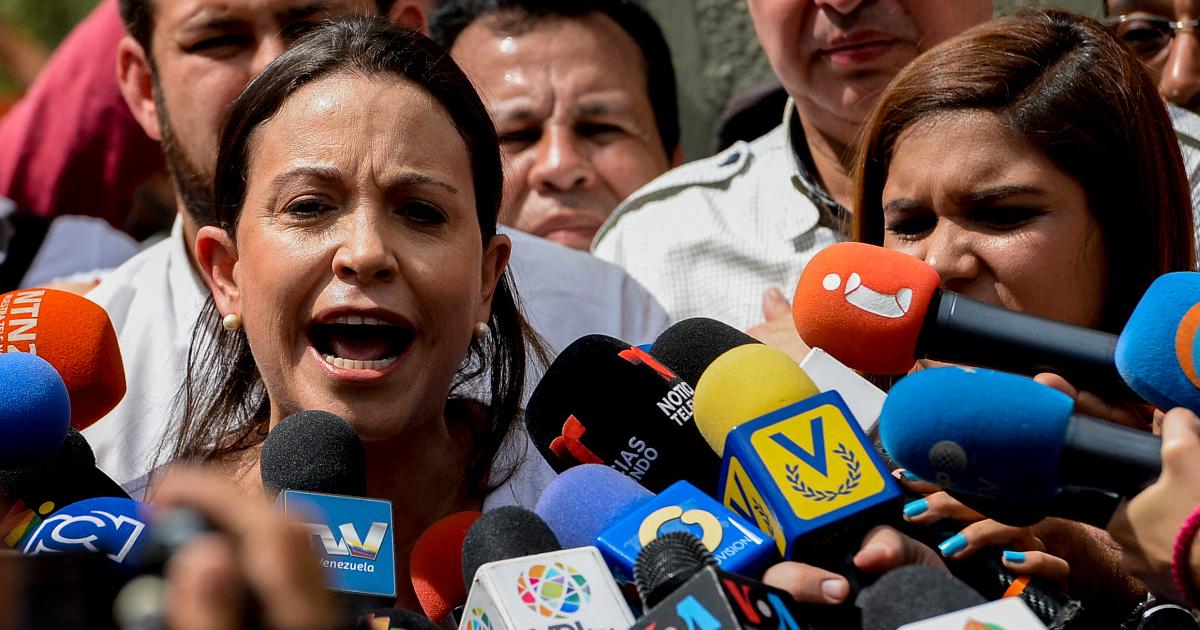 María Corina Machado's Party denounces the arrest of six opponents