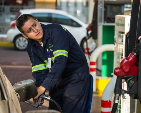 Mexico has the highest gasoline and diesel prices compared to Guatemala and the US