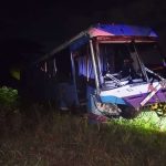 One dead and 12 injured left a bus overturning in Barinas