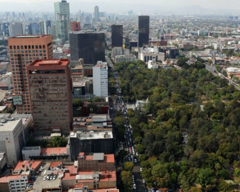 Orange alert activated due to intense winds in CDMX