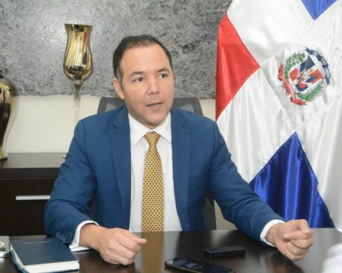 PLD dice Gobierno lleva cosecheros a la quiebra