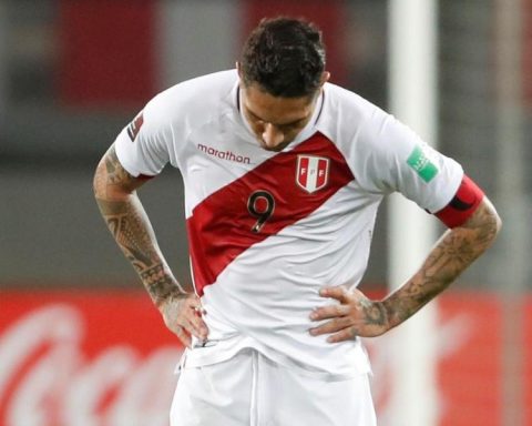 Paolo Guerrero says goodbye 20 years later