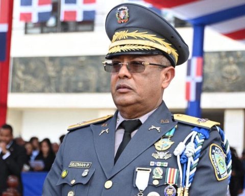 Director de la Policía lanza advertencia a quienes «intenten intranquilizar al pueblo dominicano»