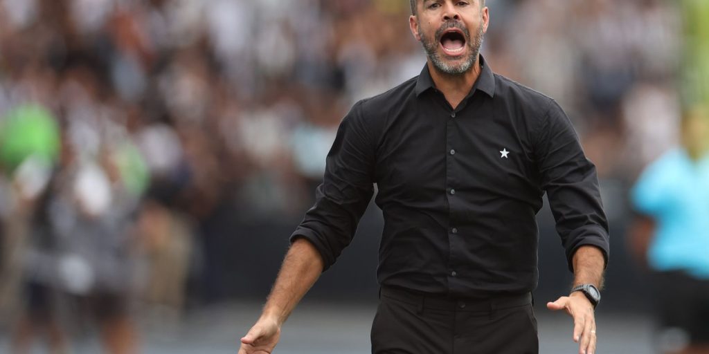 Portuguese coach Artur Jorge leaves command of Botafogo