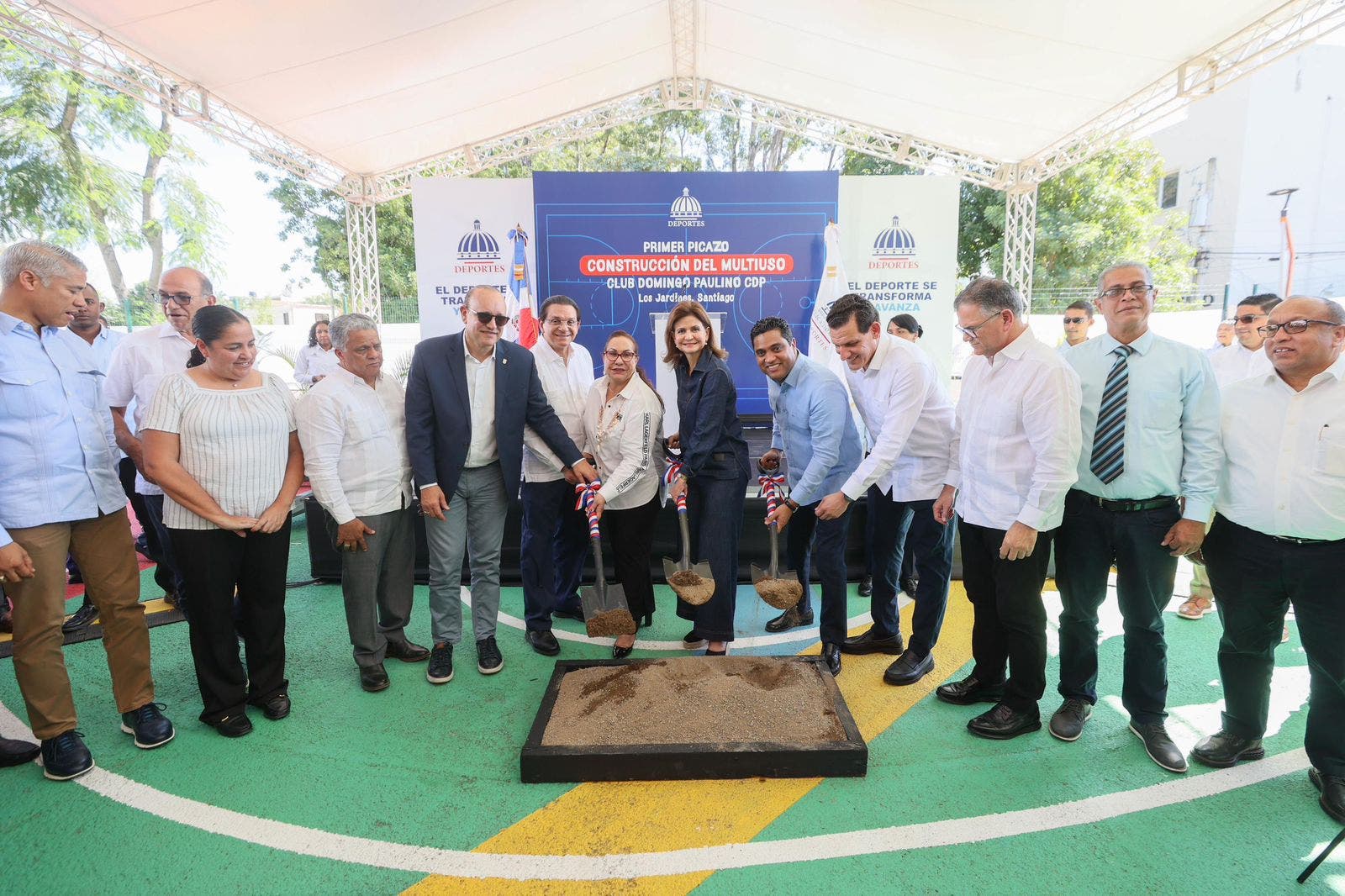 Raquel Peña encabeza actos para el remozamiento de instalaciones deportivas en Santiago