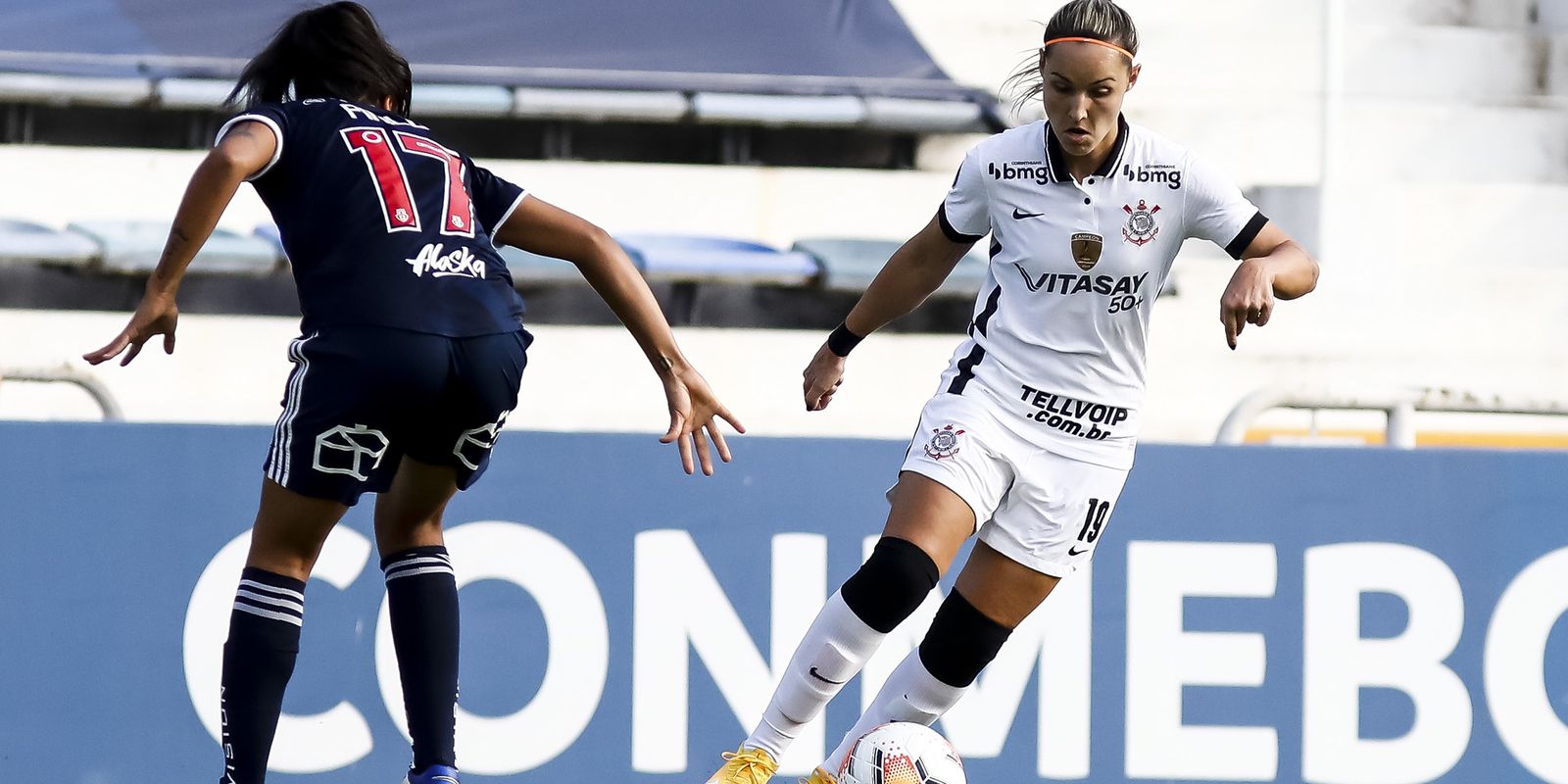 São Paulo announces the signing of striker Giovanna Crivelari