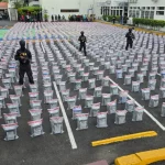 Arrestan varias personas por cargamento de 9.8 toneladas de cocaína