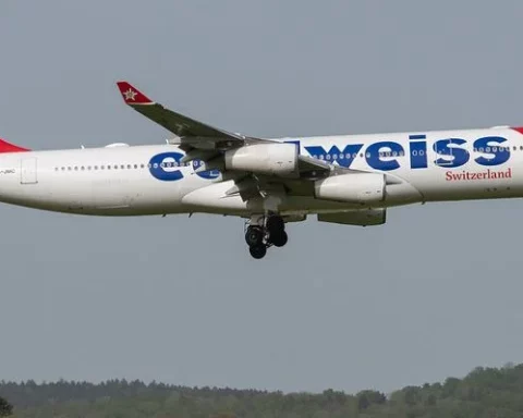 Un avión de la aerolínea suiza Edelweiss