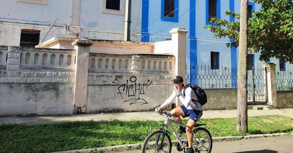 The Cuban state ruined a building that shares with the Church in Havana