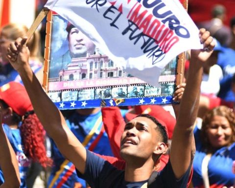 The Venezuelan people mobilized with joy this 23-E