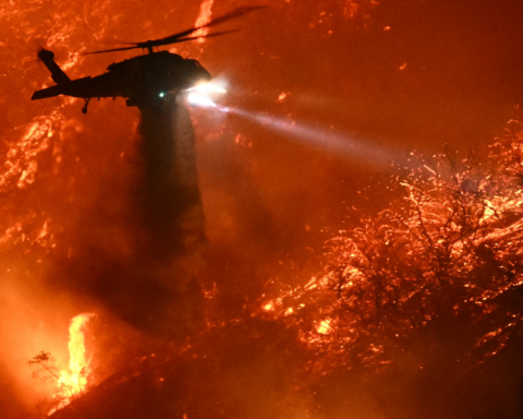 The death toll from fires in Los Angeles, California, rises to 16; 13 missing are reported