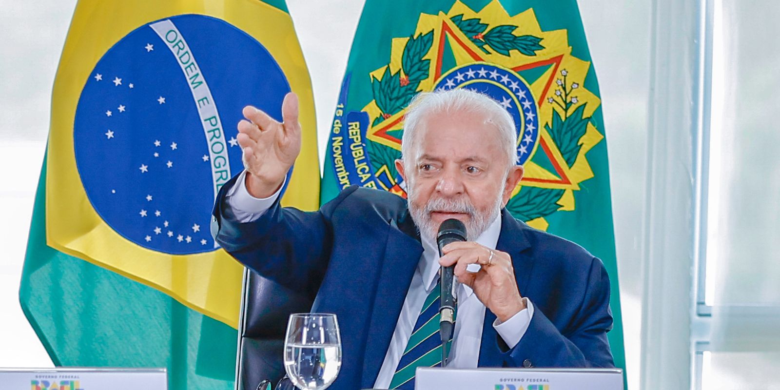 The government's priority in 2025 is to make food cheaper, says Lula