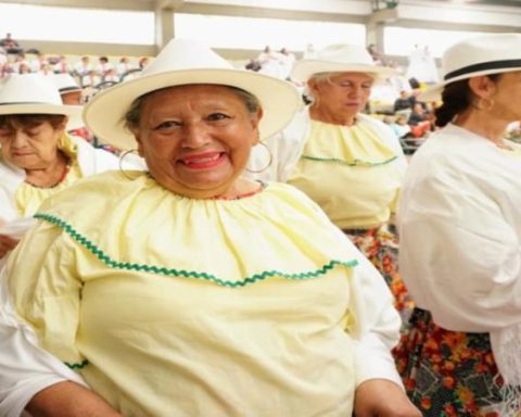 The impressive number of older adults that Bogotá served in 2024