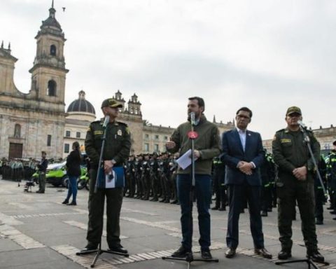 The incredible number of calls that the Bogotá Police received on New Year's Eve