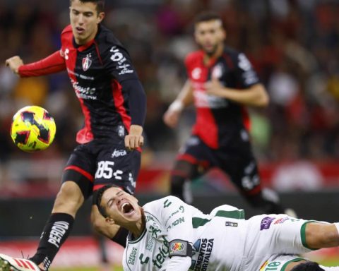 This was James Rodríguez's debut with León